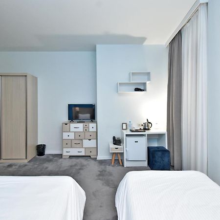 In City Hotel Ереван Экстерьер фото