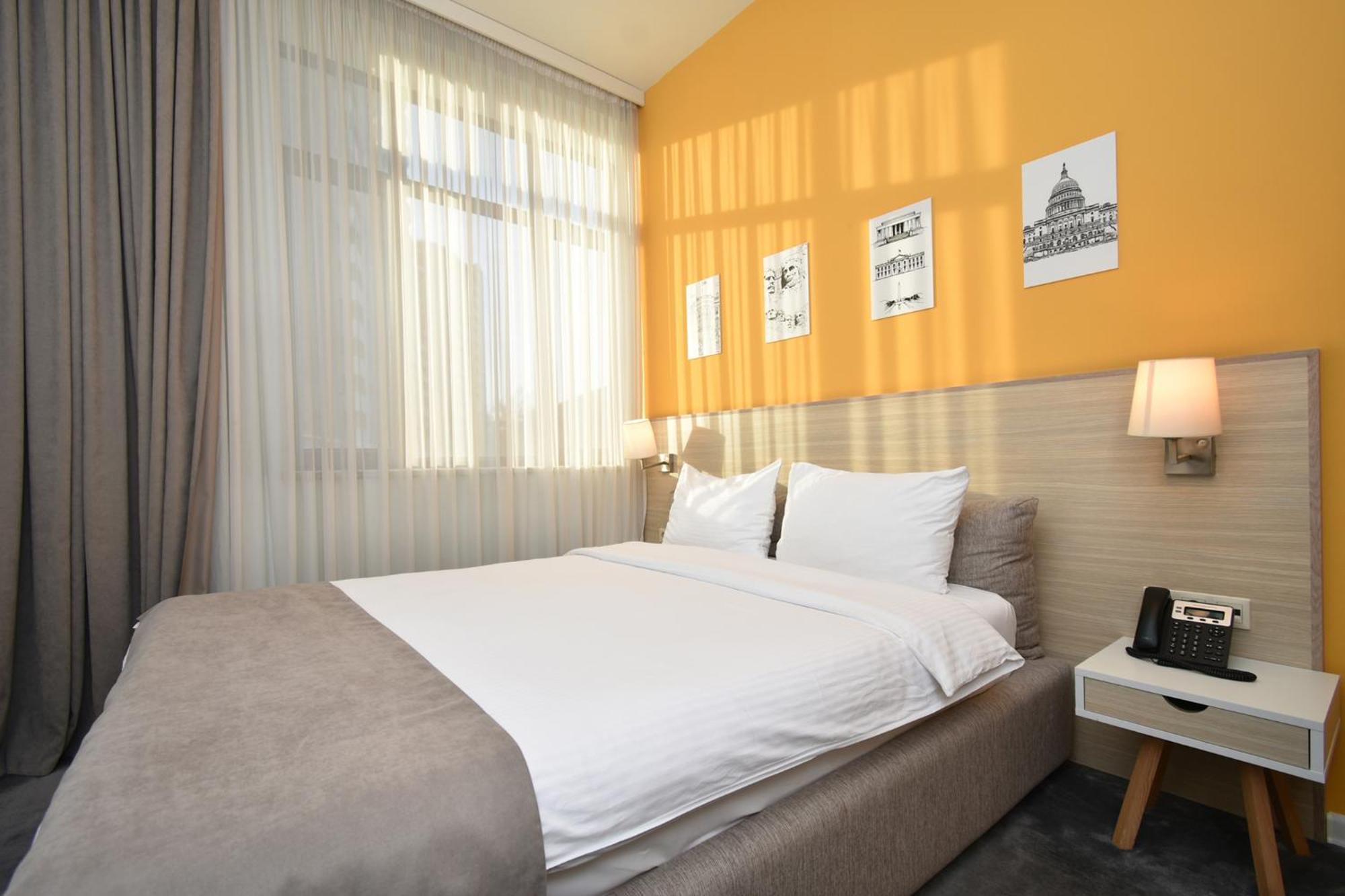 In City Hotel Ереван Экстерьер фото
