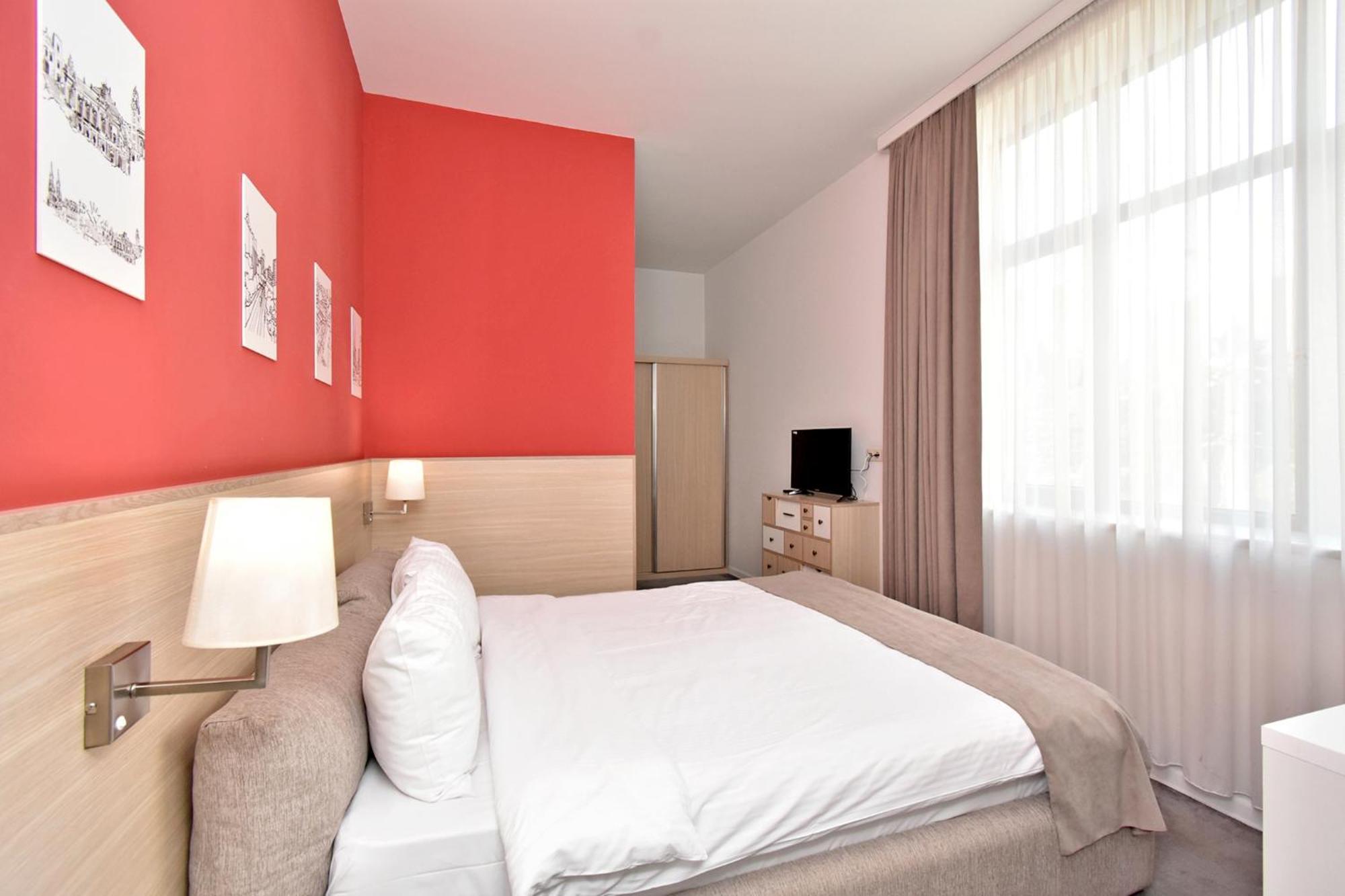 In City Hotel Ереван Экстерьер фото