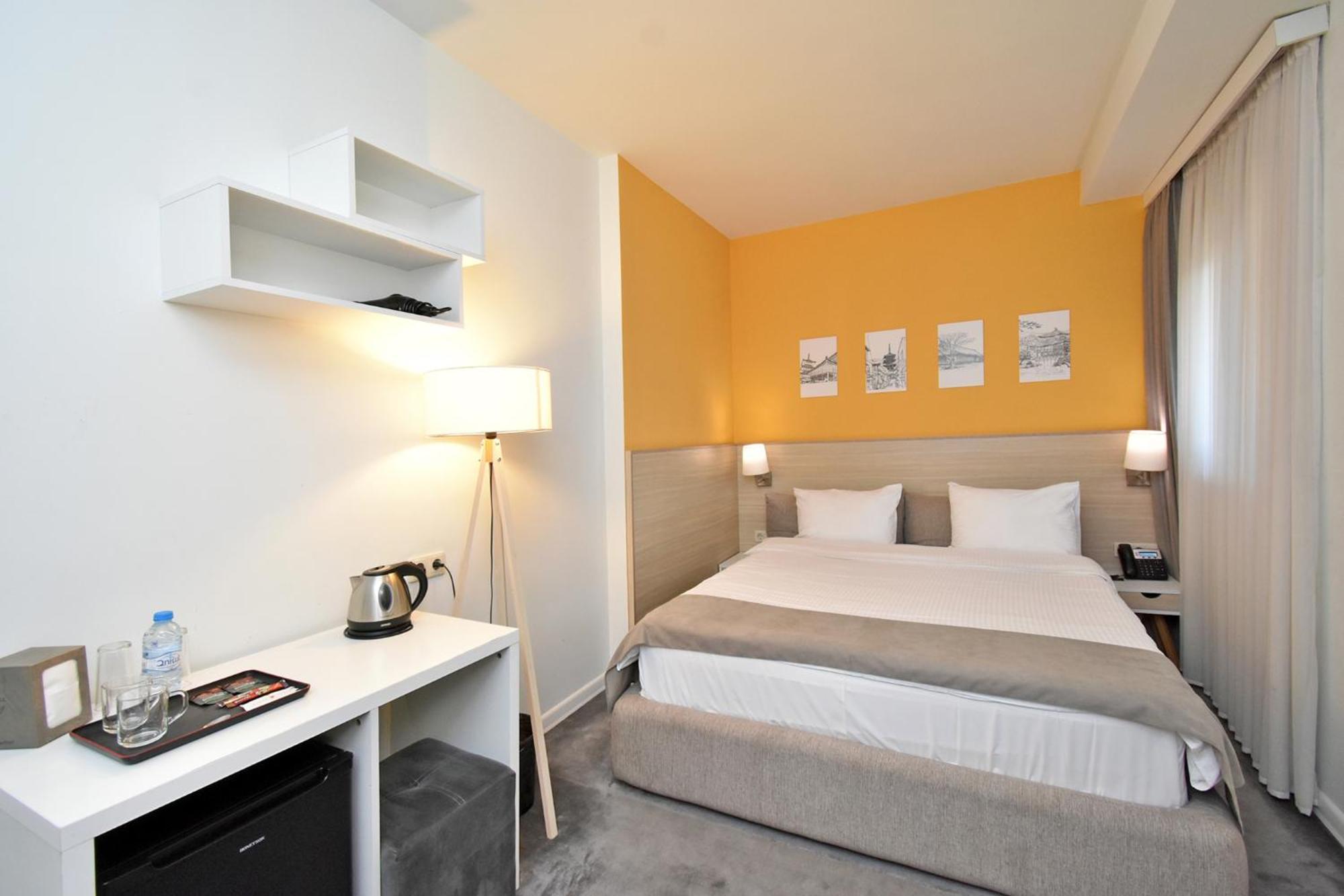 In City Hotel Ереван Экстерьер фото
